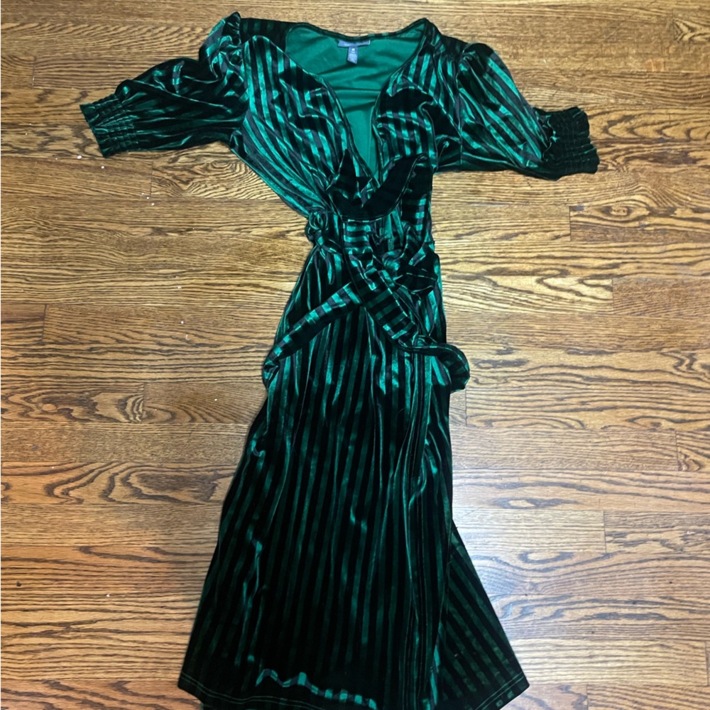 ModCloth size m emerald green black stripe wrap dress